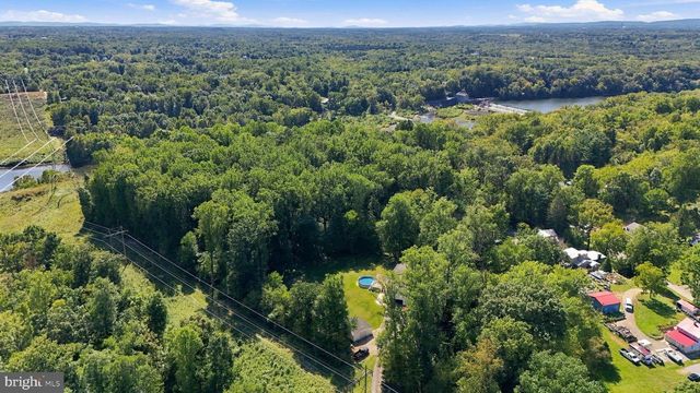 15844 HALLEMAN LN, Sharpsburg, MD 21782