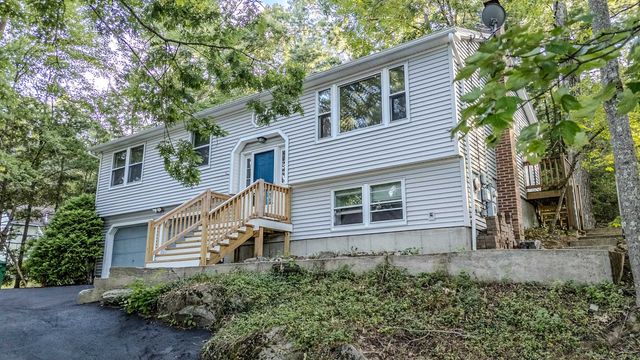 85 Taylor Street, Nashua, NH 03060