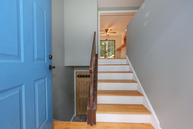 85 Taylor Street, Nashua, NH 03060