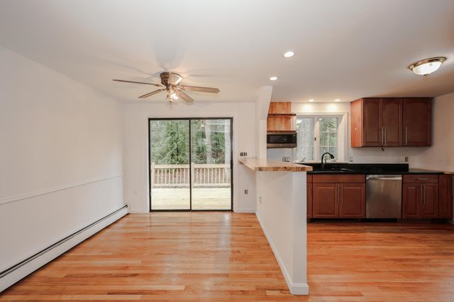 85 Taylor Street, Nashua, NH 03060
