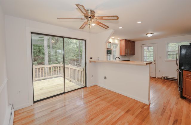 85 Taylor Street, Nashua, NH 03060
