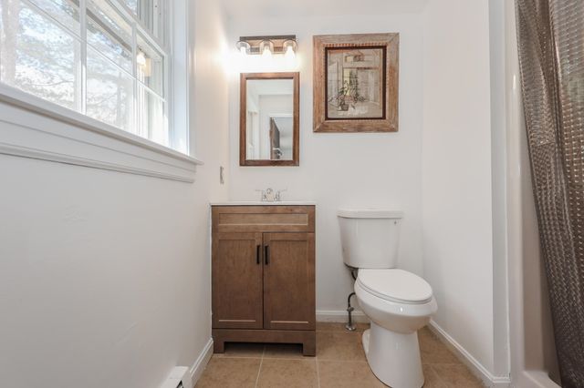 85 Taylor Street, Nashua, NH 03060