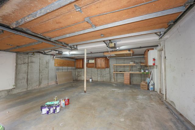 85 Taylor Street, Nashua, NH 03060