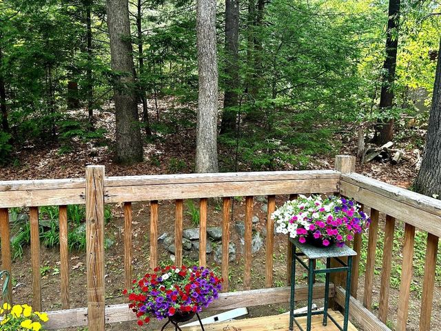 85 Taylor Street, Nashua, NH 03060