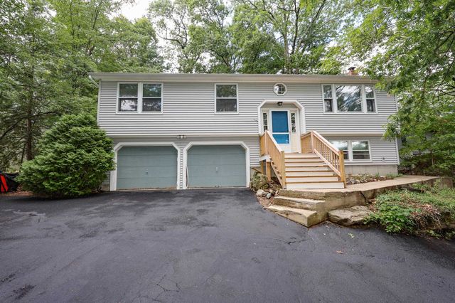 85 Taylor Street, Nashua, NH 03060