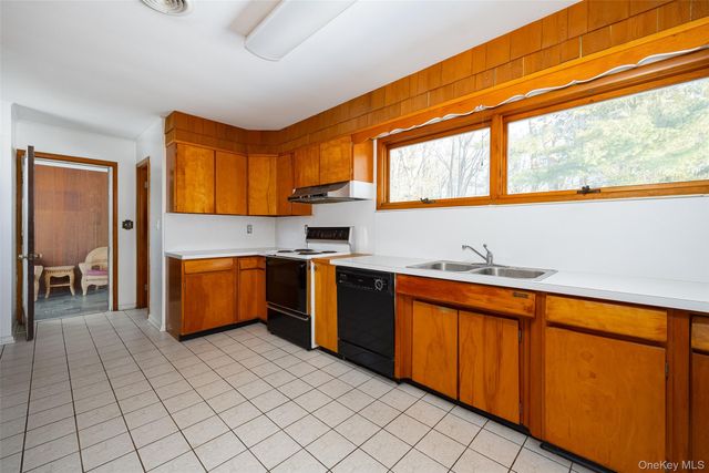 201 Linden Avenue, Red Hook, NY 12571