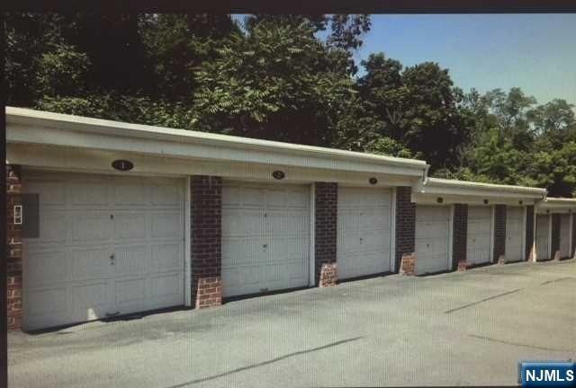 280-320 Oak Street 284D, Ridgewood, NJ 07450