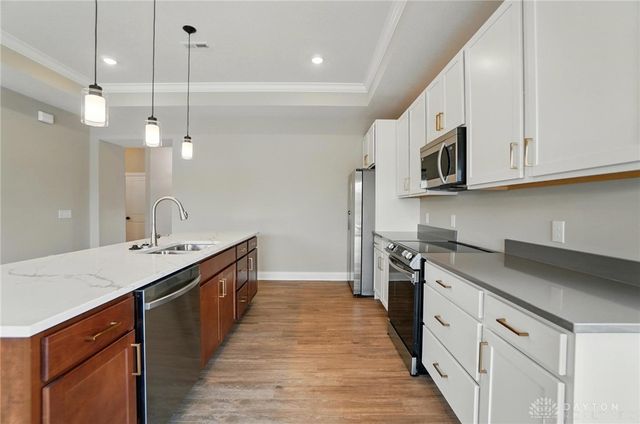 1507 Kingsgate, Springfield, OH 45502