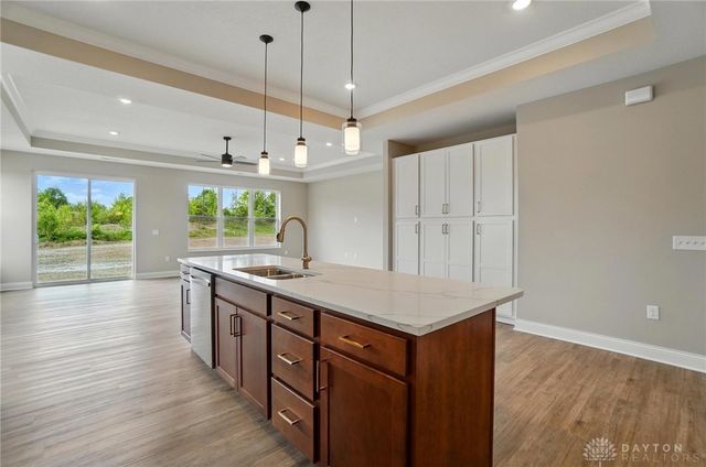 1507 Kingsgate, Springfield, OH 45502