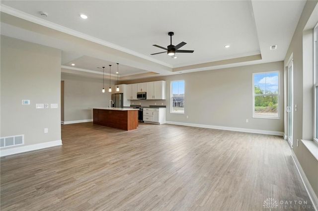 1507 Kingsgate, Springfield, OH 45502