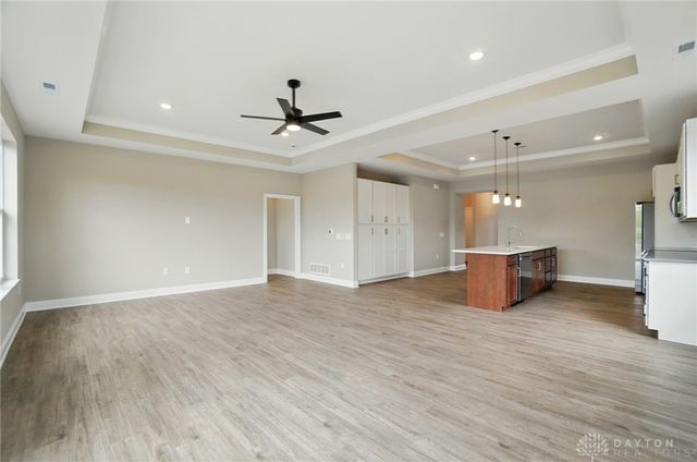 1507 Kingsgate, Springfield, OH 45502