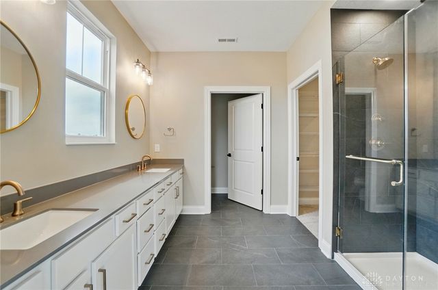 1507 Kingsgate, Springfield, OH 45502