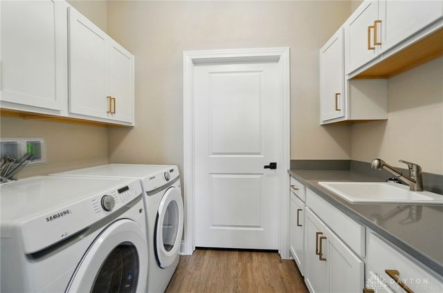 1507 Kingsgate, Springfield, OH 45502