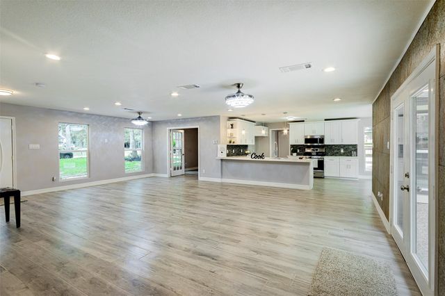 6214 Jadecrest Drive, Spring, TX 77389