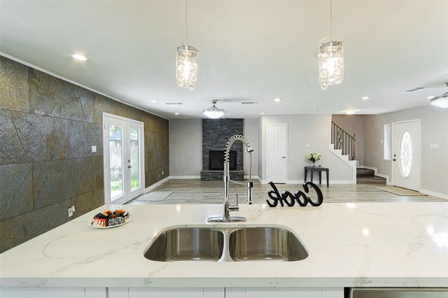 6214 Jadecrest Drive, Spring, TX 77389