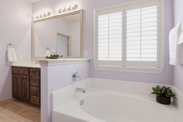 1237 Kachina Lane, Fort Worth, TX 76052