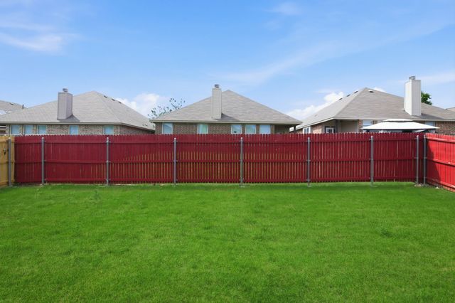 1237 Kachina Lane, Fort Worth, TX 76052