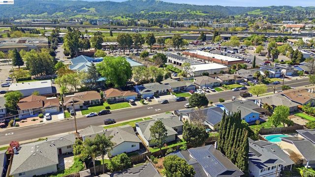 6635 Maple Dr, Dublin, CA 94568