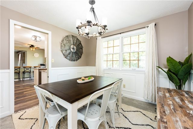 3049 Seminole Ct, Hampton, PA 15044