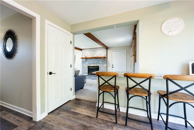 3049 Seminole Ct, Hampton, PA 15044