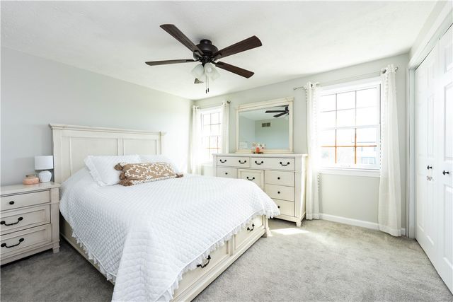 3049 Seminole Ct, Hampton, PA 15044