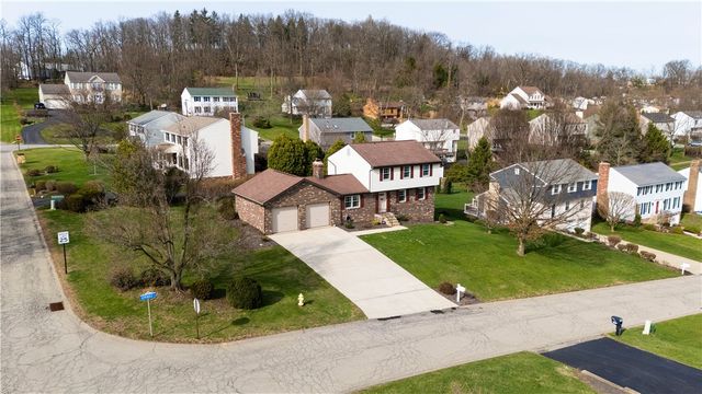 3049 Seminole Ct, Hampton, PA 15044