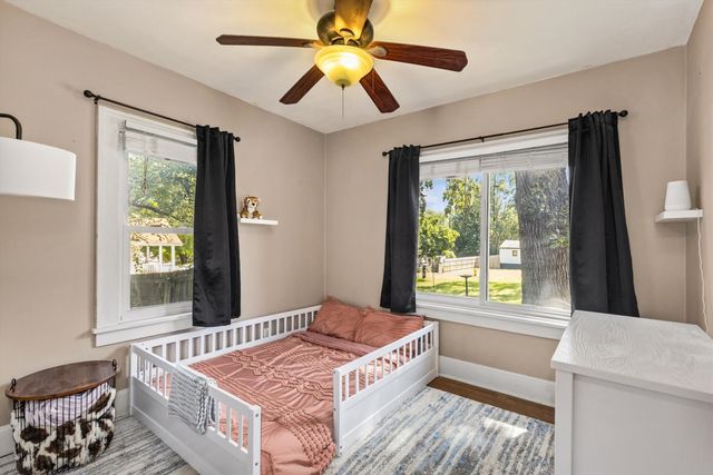 3502 Garfield Avenue, Des Moines, IA 50317