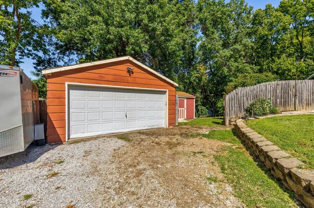 3502 Garfield Avenue, Des Moines, IA 50317