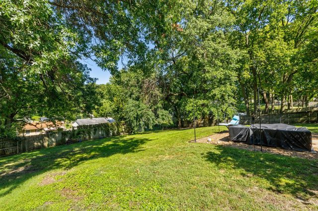 3502 Garfield Avenue, Des Moines, IA 50317