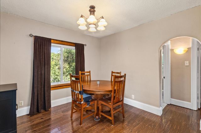 3502 Garfield Avenue, Des Moines, IA 50317