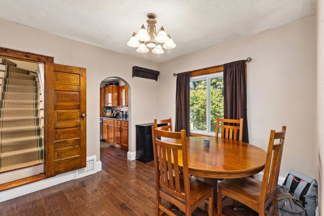 3502 Garfield Avenue, Des Moines, IA 50317