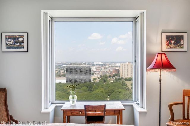 1300 E Lafayette 2407, 08, Detroit, MI 48207