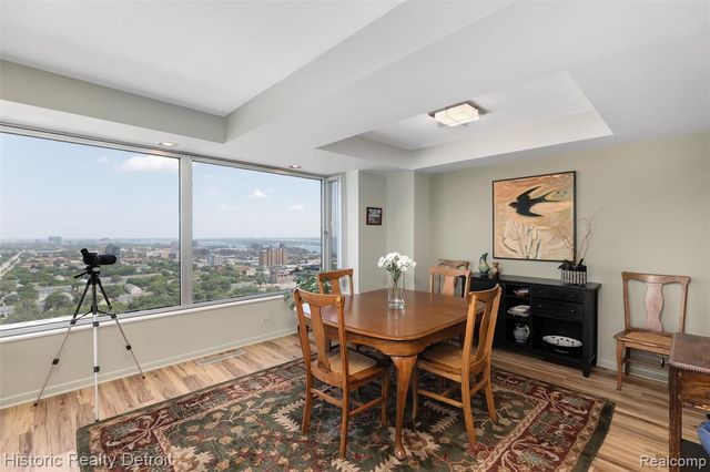 1300 E Lafayette 2407, 08, Detroit, MI 48207