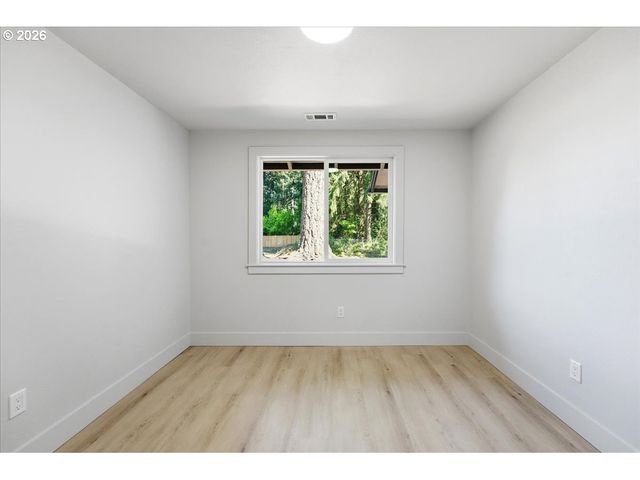 5913 Ne 114TH St, Vancouver, WA 98686