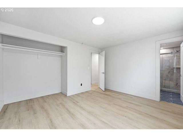 5913 Ne 114TH St, Vancouver, WA 98686