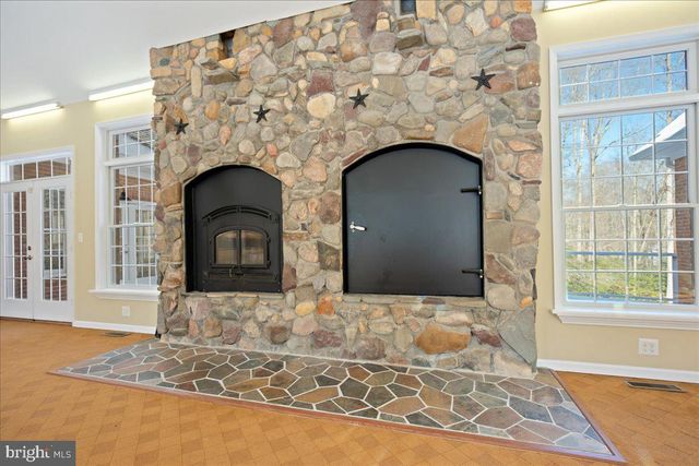 27320 HARPERS CT, Mechanicsville, MD 20659