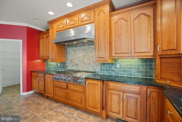 27320 HARPERS CT, Mechanicsville, MD 20659