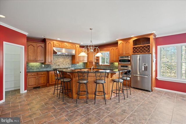 27320 HARPERS CT, Mechanicsville, MD 20659