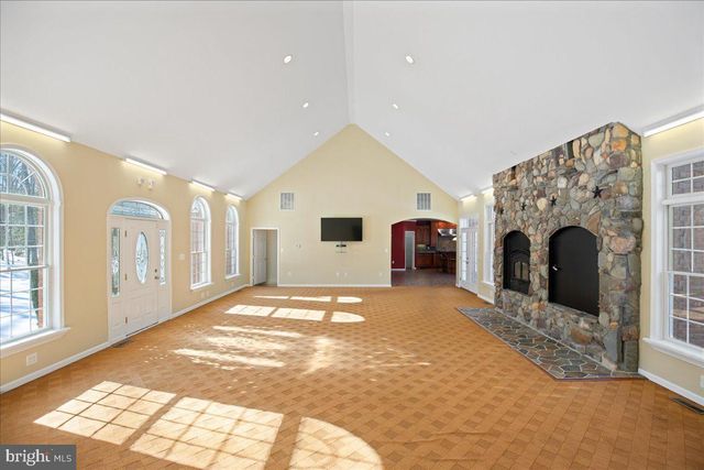 27320 HARPERS CT, Mechanicsville, MD 20659