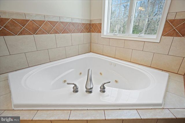 27320 HARPERS CT, Mechanicsville, MD 20659