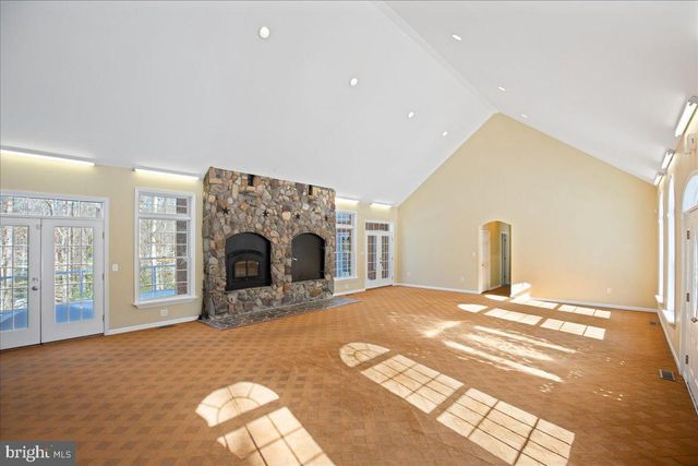 27320 HARPERS CT, Mechanicsville, MD 20659