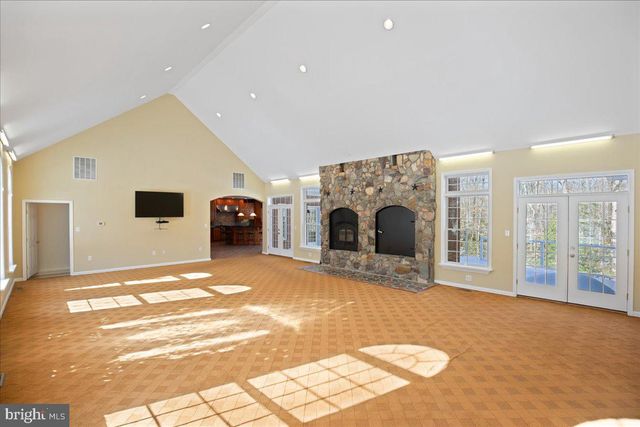 27320 HARPERS CT, Mechanicsville, MD 20659