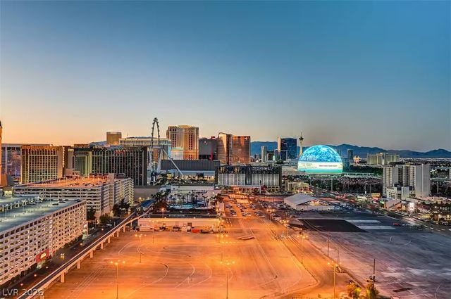 125 East Harmon Avenue 2215, Las Vegas, NV 89109