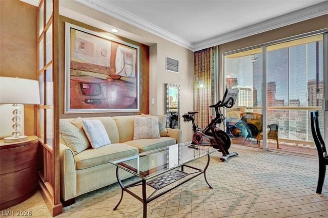 125 East Harmon Avenue 2215, Las Vegas, NV 89109