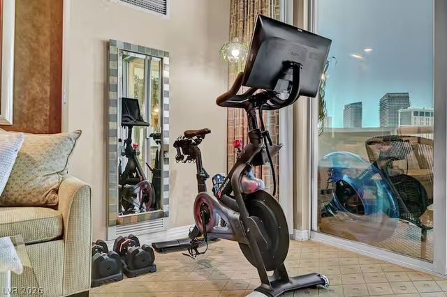 125 East Harmon Avenue 2215, Las Vegas, NV 89109