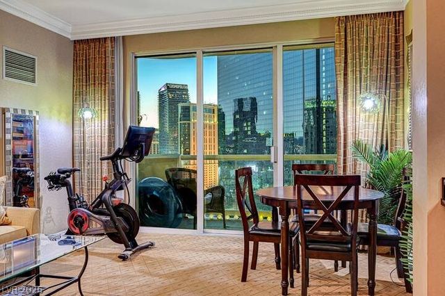 125 East Harmon Avenue 2215, Las Vegas, NV 89109