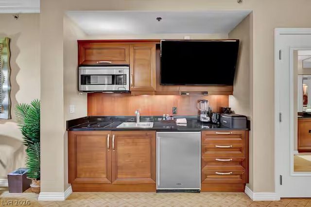 125 East Harmon Avenue 2215, Las Vegas, NV 89109