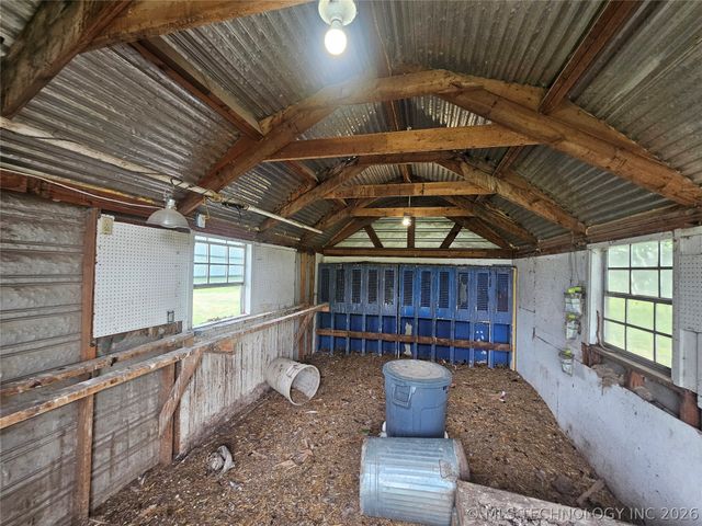 16160 Hectorville Road, Mounds, OK 74047