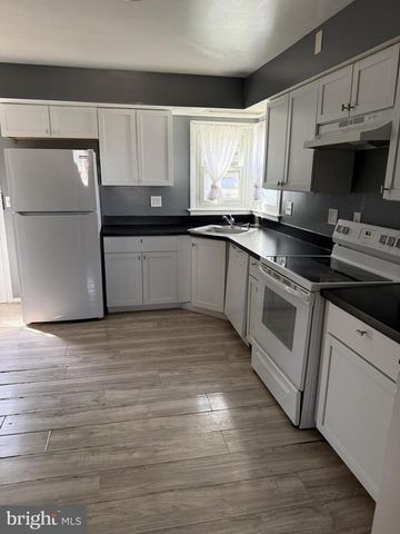 1409 ASBURY CT, Hyattsville, MD 20782