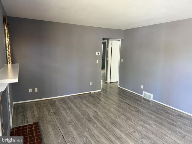 1409 ASBURY CT, Hyattsville, MD 20782